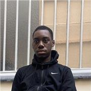 Bonjour je suis actuellement un joueur de foot en club évoluant en National 2. Je suis à votre disposition pour vous faire devenir un très bon joueur en vous poussant au maximum dans la joie et le bonheur